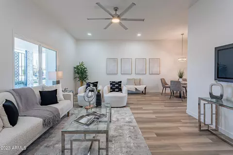 10806 W Hibiscus Dr, Sun City, AZ 85373