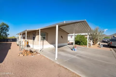 2200 N Delaware Dr #2, Apache Junction, AZ 85120
