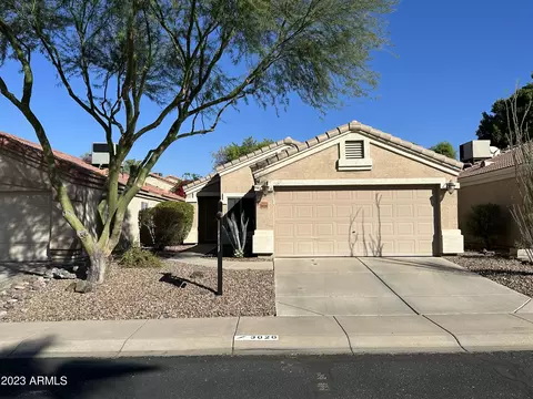 3026 E Pontiac Dr, Phoenix, AZ 85050