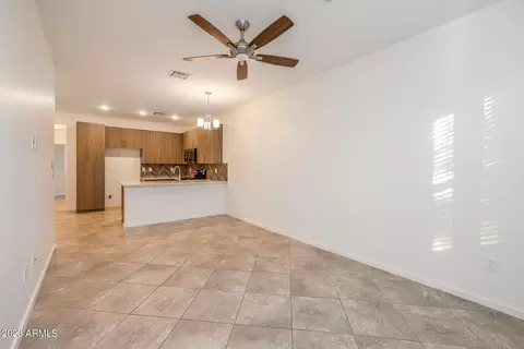 2315 E Hidalgo Ave, Phoenix, AZ 85040 photo 6