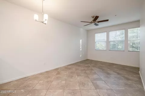 2315 E Hidalgo Ave, Phoenix, AZ 85040 photo 4