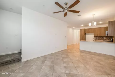 2315 E Hidalgo Ave, Phoenix, AZ 85040 photo 5