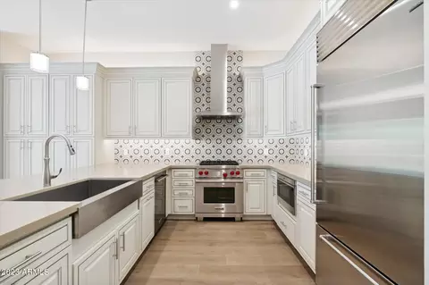 6166 N Scottsdale Rd #C1008, Paradise Valley, AZ 85253