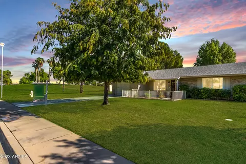 9801 W Burns Dr, Sun City, AZ 85351