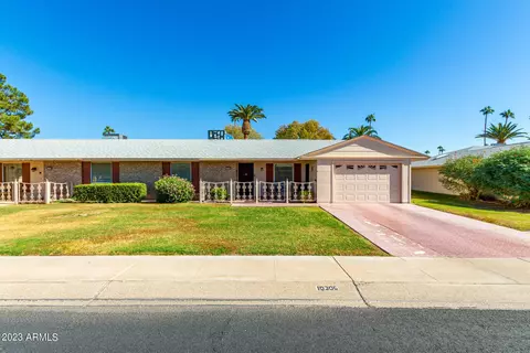 10306 W Desert Forest Cir, Sun City, AZ 85351
