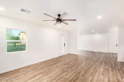 333 E Clarendon Ave, Phoenix, AZ 85012 photo 4