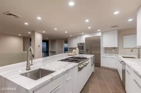 2106 E Kaler Dr, Phoenix, AZ 85020 photo 10