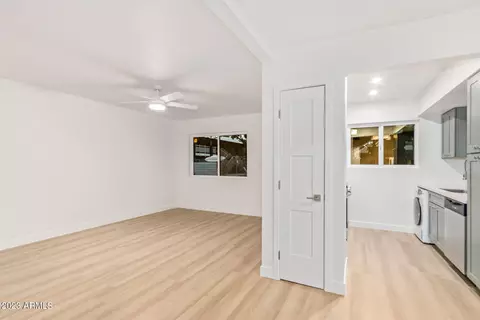 749 E Montebello Ave #126, Phoenix, AZ 85014 photo 6