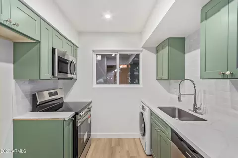 749 E Montebello Ave #126, Phoenix, AZ 85014 photo 8