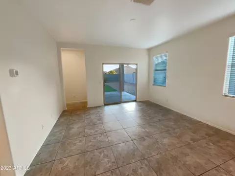 11437 E Aster Ln, Florence, AZ 85132 photo 3