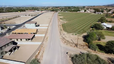 9802 S 29th Dr, Laveen, AZ 85339