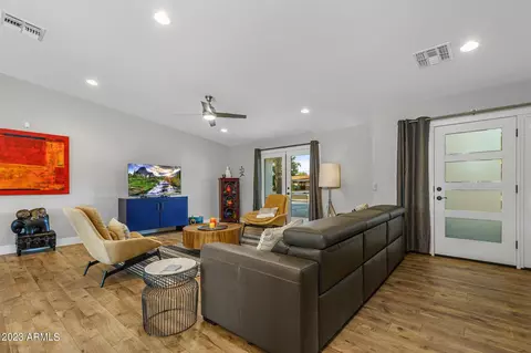 1501 W Ruth Ave, Phoenix, AZ 85021 photo 4