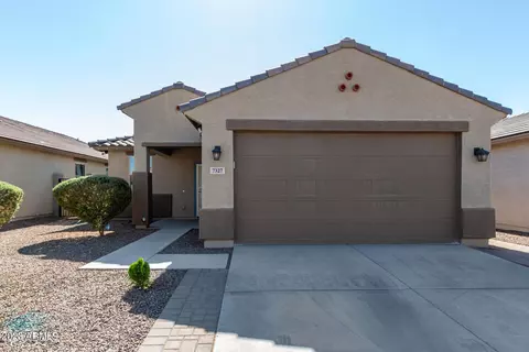7327 W Toronto Way, Phoenix, AZ 85043