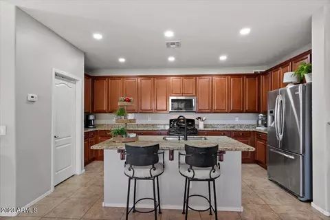 2087 E Hazeltine Way, Gilbert, AZ 85298 photo 11