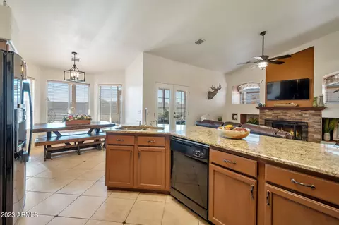 427 E Ashley Way, Florence, AZ 85132 photo 4