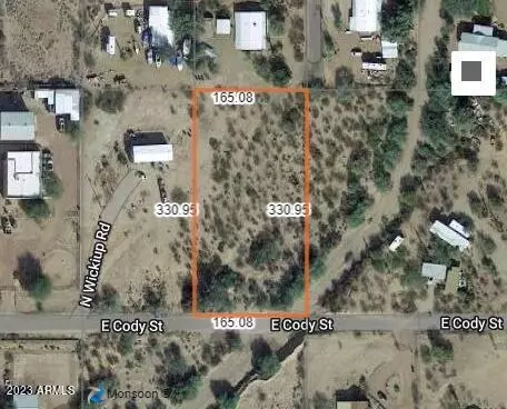 . E Cody Street, Apache Junction, AZ 85119