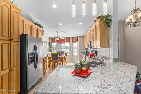 244 W 14th Ave, Apache Junction, AZ 85120 photo 3