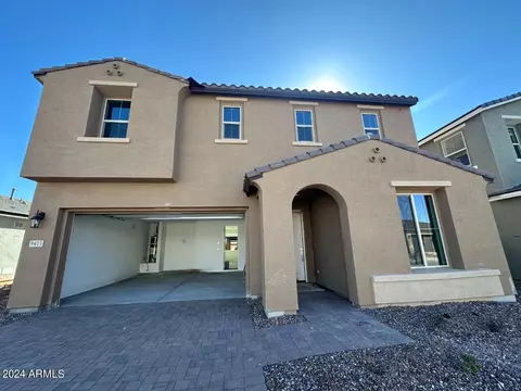 9413 E Spiral Ave, Mesa, AZ 85212