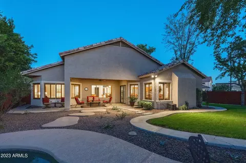 916 S Ash St, Gilbert, AZ 85233 photo 4