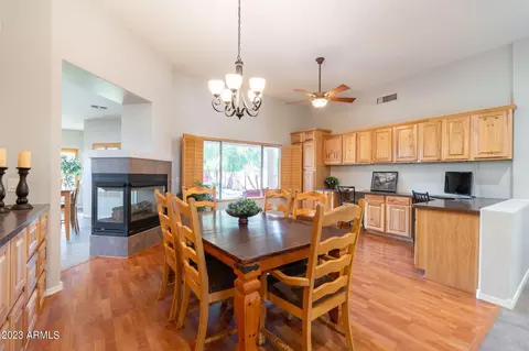 916 S Ash St, Gilbert, AZ 85233 photo 17