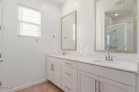 3741 S 64th Dr, Phoenix, AZ 85043 photo 10