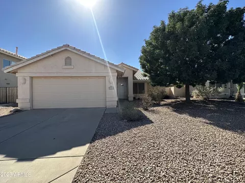 1923 W Falcon Dr, Chandler, AZ 85286