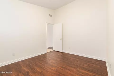 3141 E Kerry Ln, Phoenix, AZ 85050 photo 19