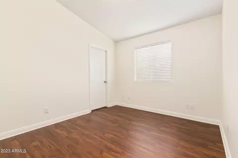 3141 E Kerry Ln, Phoenix, AZ 85050 photo 17