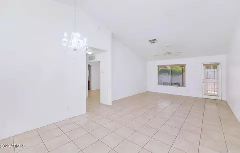 1050 S Surfside Dr, Gilbert, AZ 85233 photo 14