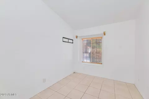 1050 S Surfside Dr, Gilbert, AZ 85233 photo 21