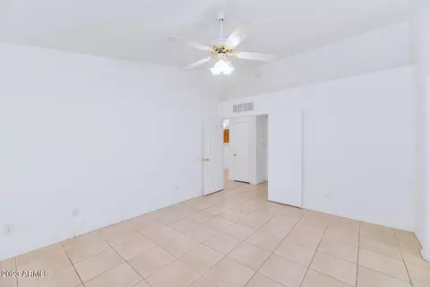 1050 S Surfside Dr, Gilbert, AZ 85233 photo 19