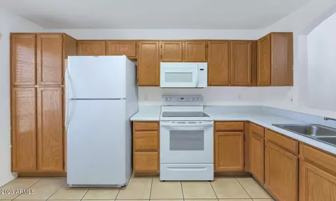 1050 S Surfside Dr, Gilbert, AZ 85233 photo 17