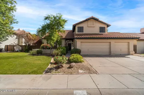 2233 Egret Ct, Gilbert, AZ 85234 photo 2