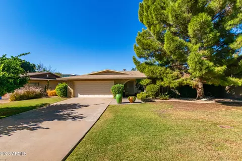 4518 N 38th St, Phoenix, AZ 85018
