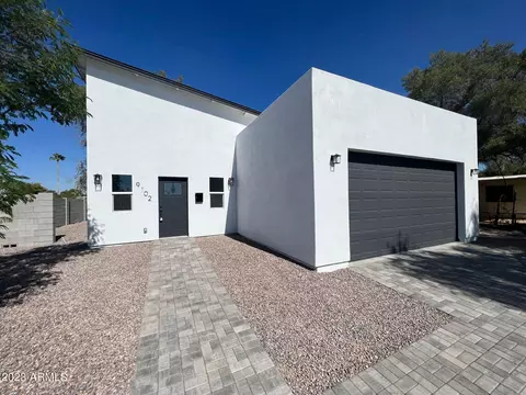 9102 E Bramble Ave, Mesa, AZ 85208