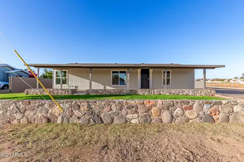 6902 W Paradise Ln, Peoria, AZ 85382