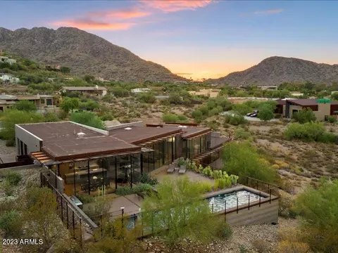 4796 E Charles Dr, Paradise Valley, AZ 85253