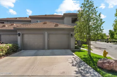 7401 W Arrowhead Clubhouse Dr #2064, Glendale, AZ 85308