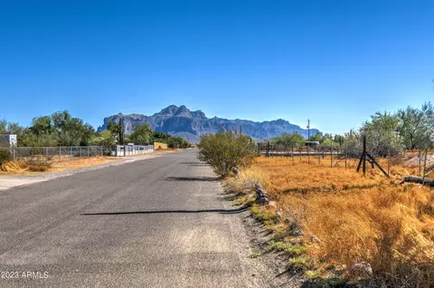577 W Windsong St, Apache Junction, AZ 85120 photo 33