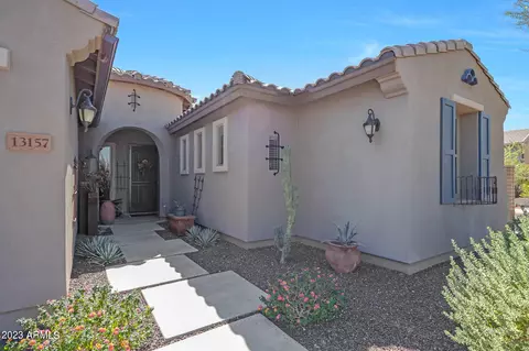 13157 W Chaparosa Way, Peoria, AZ 85383