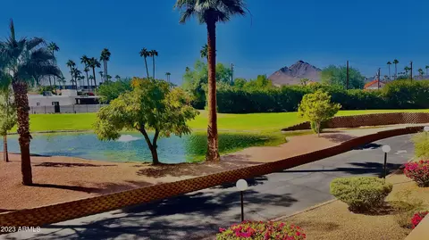 7840 E Camelback Rd E #207, Scottsdale, AZ 85251