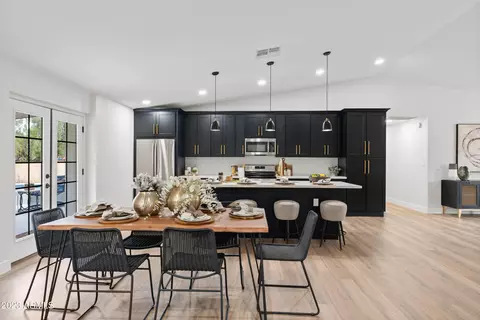 Dining - 2318 E Sahuaro Dr, Phoenix, AZ 85028 photo 1 of 3
