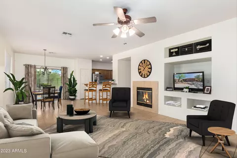 40013 N High Noon Way, Anthem, AZ 85086