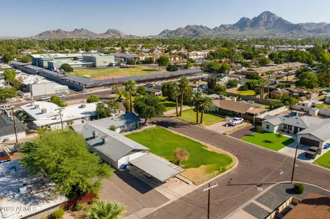908 E Claremont St, Phoenix, AZ 85014 photo 7