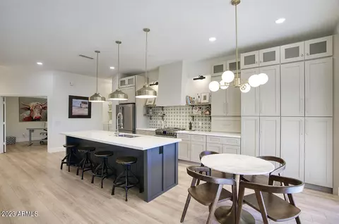 22009 N 45th Pl, Phoenix, AZ 85050 photo 6