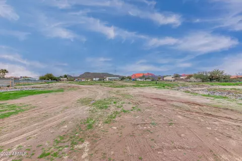 Exterior - 9712 El Paso St, Mesa, AZ 85207 photo 7 of 7