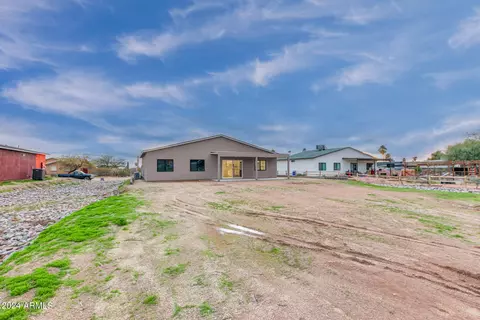 Exterior - 9712 El Paso St, Mesa, AZ 85207 photo 6 of 7