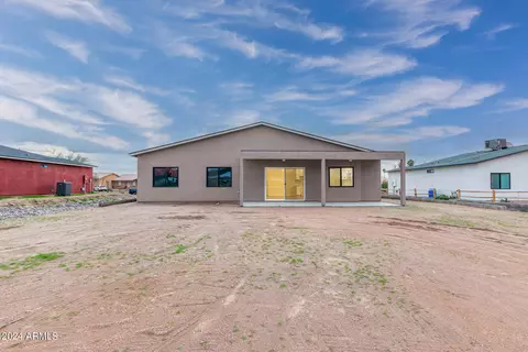 Exterior - 9712 El Paso St, Mesa, AZ 85207 photo 5 of 7