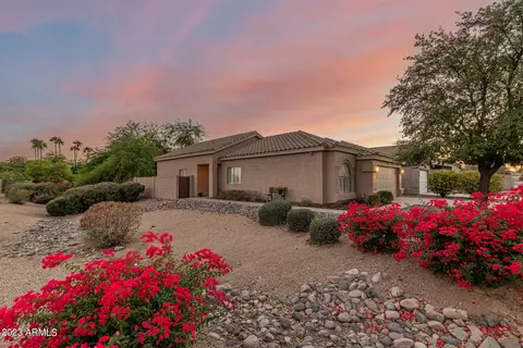 9115 W Calavar Rd, Peoria, AZ 85381