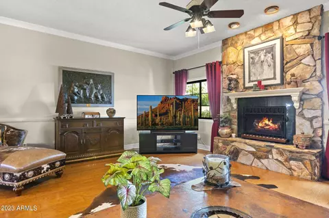 2059 E Quartz St, Mesa, AZ 85213 photo 6